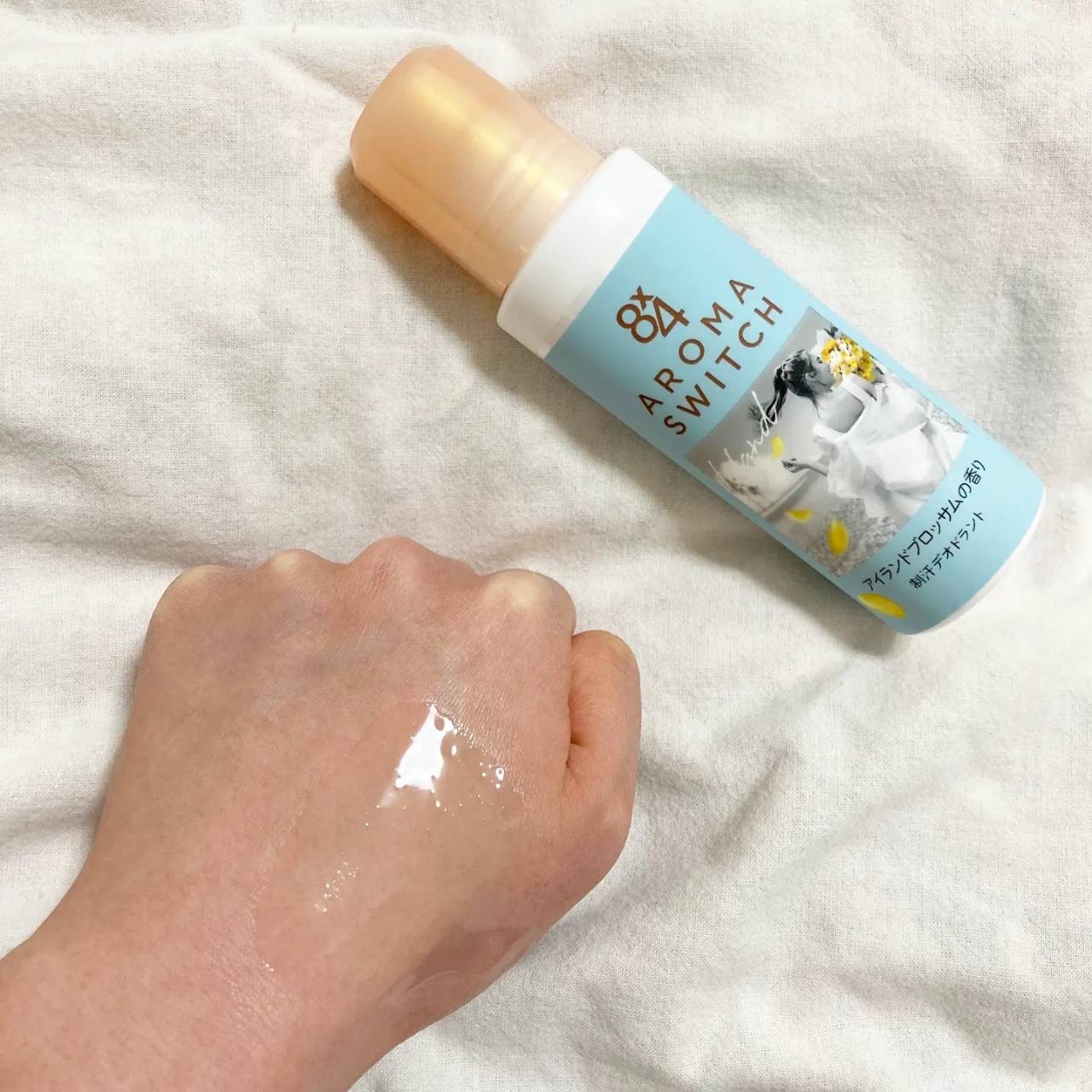 8x4 アロマスイッチ ロールオン アイランドブロッサムの香り/８ｘ４/デオドラント・制汗剤を使ったクチコミ（3枚目）