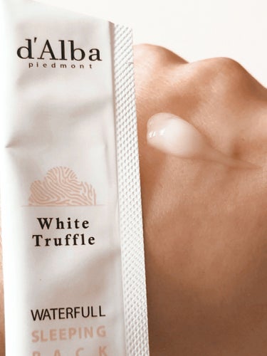 ダルバ ホワイトトリュフウォータフルヴィーガンスリーピングパックのクチコミ「🧡 d'Alba(ダルバ) 🧡
『ホワイト トリュフ
ウォータフルヴィーガン
スリーピングパッ.....」（3枚目）
