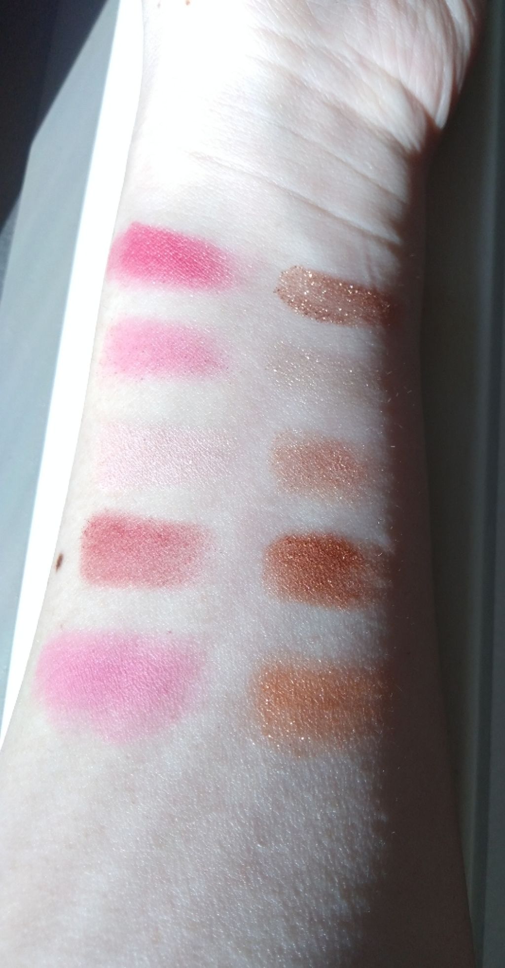 ルックアット マイアイジュエル/ETUDE/単色アイシャドウを使ったクチコミ（2枚目）