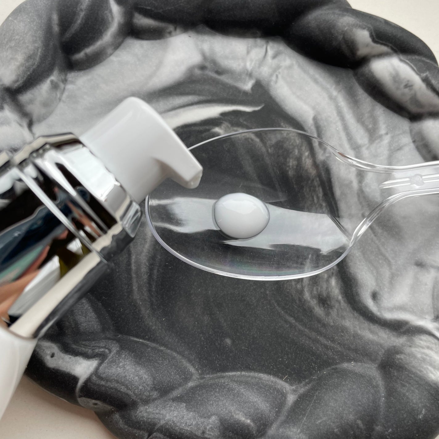 オーガニックフレグランスホワイトクリーム/MAPUTI/デリケートゾーンケアを使ったクチコミ(2枚目)