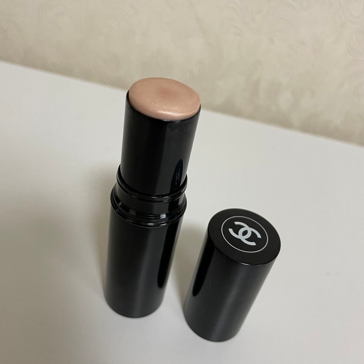 ボーム エサンシエル/CHANEL/スティックハイライトを使ったクチコミ(1枚目)