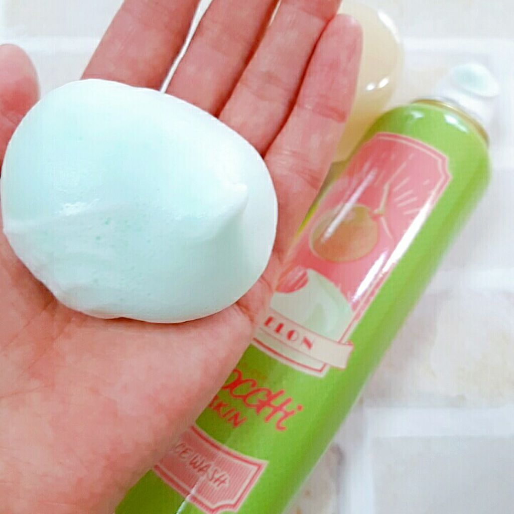 モッチスキン吸着泡洗顔FM(メロン)/MoccHi SKIN/泡洗顔を使ったクチコミ(2枚目)