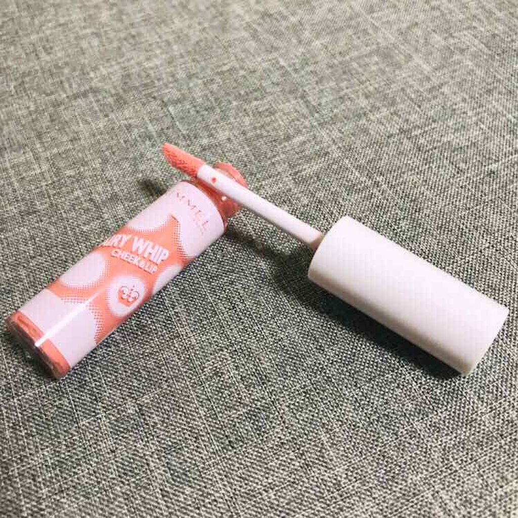 エアリーホイップ チーク&リップ/リンメル ロンドン/口紅を使ったクチコミ（2枚目）