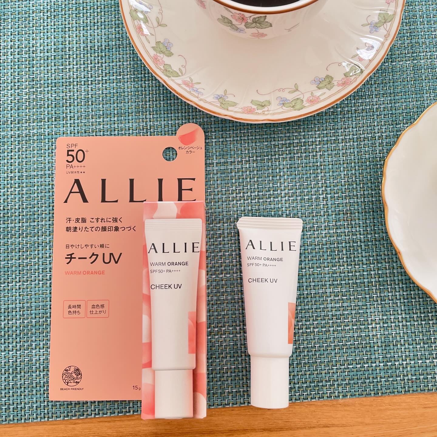 クロノビューティ カラーオンUV チーク 02 ウォームオレンジ/アリィー/日焼け止めクリームを使ったクチコミ（2枚目）