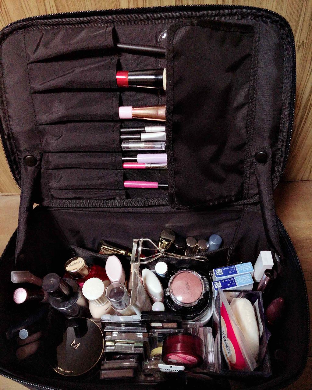 ナイロンメイクボックス・Ｌ 黒/無印良品/化粧ポーチを使ったクチコミ（2枚目）