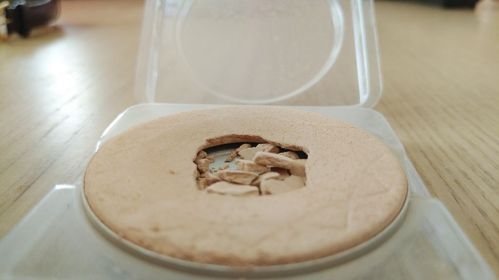 UVクリアフェイスパウダー/CEZANNE/プレストパウダーを使ったクチコミ（2枚目）