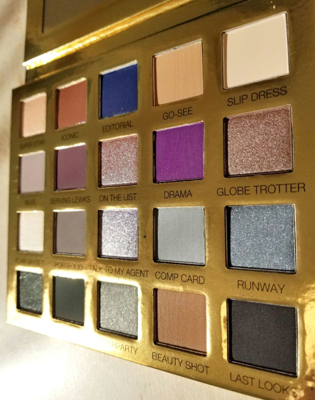GLAMAZON PIGMENT PALETTE/Scott Barnes/アイシャドウパレットを使ったクチコミ(3枚目)