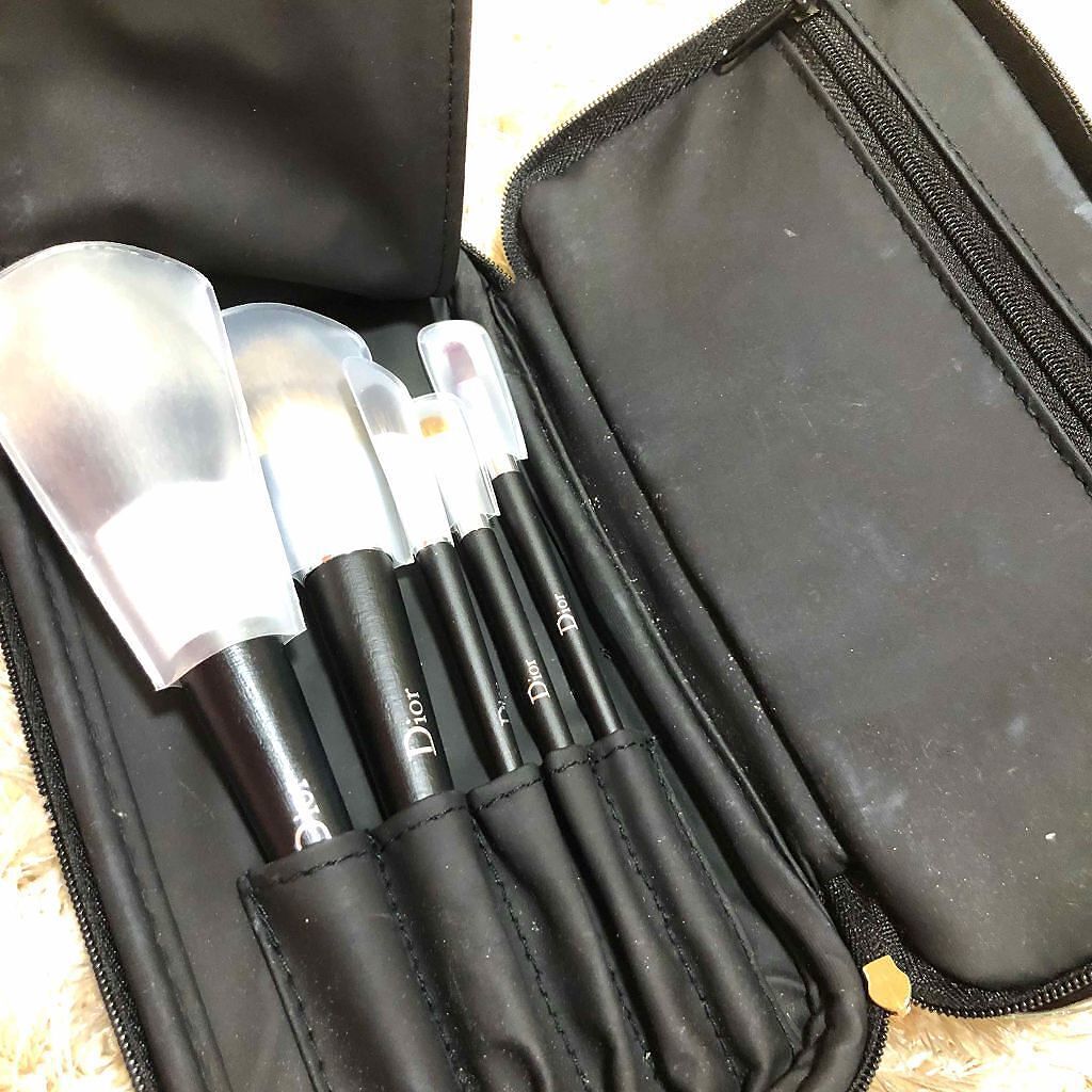 バックステージ ホリデイ ブラシ セット/Dior/メイクアップキットを使ったクチコミ(2枚目)