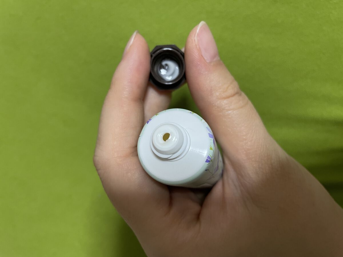 パフュームド ハンドクリーム アイリス/the SAEM/ハンドクリームを使ったクチコミ（2枚目）