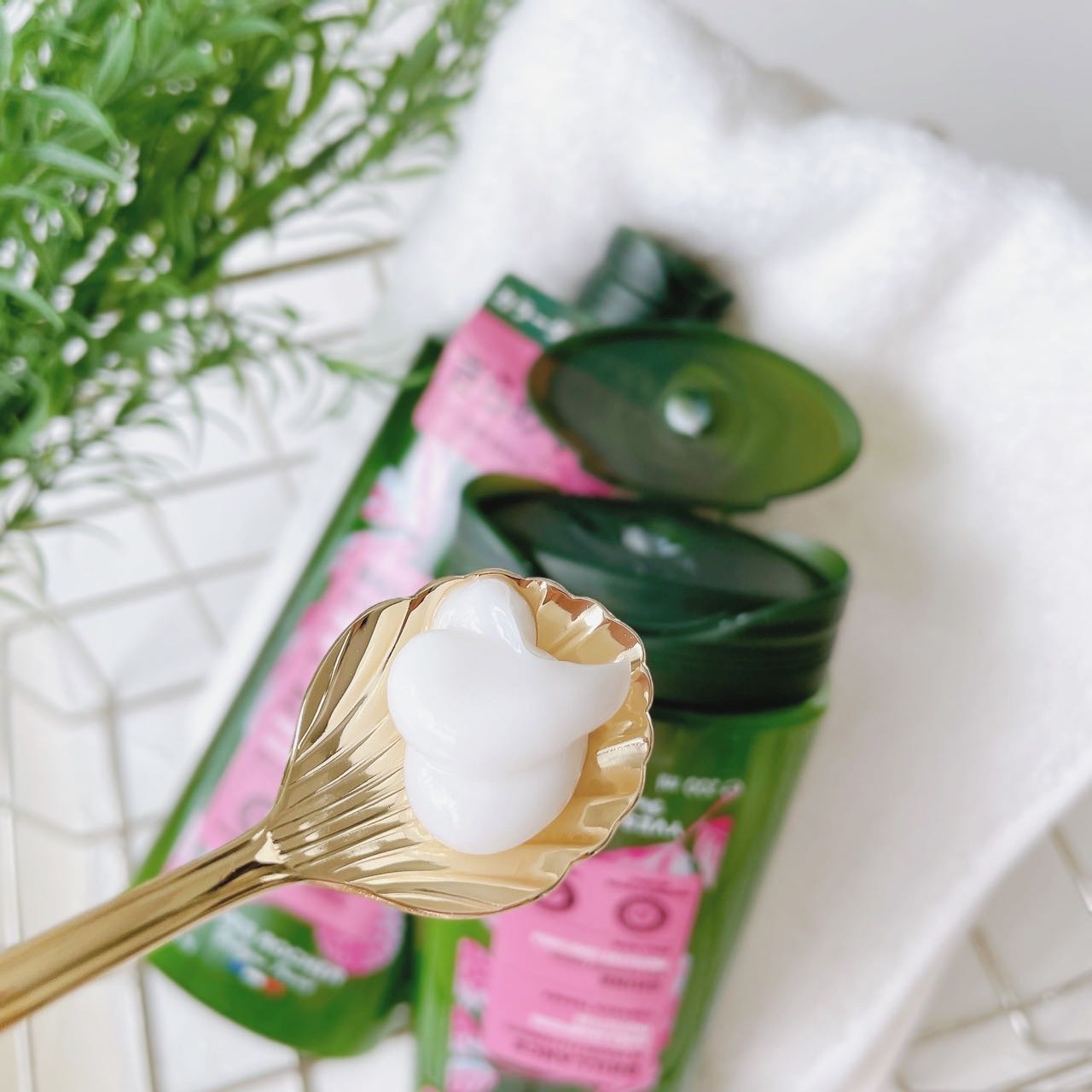 ヘルシースカルプ シャンプー/コンディショナー 〈シルキーシャイン〉/イヴ・ロシェ/市販シャンプーを使ったクチコミ（3枚目）