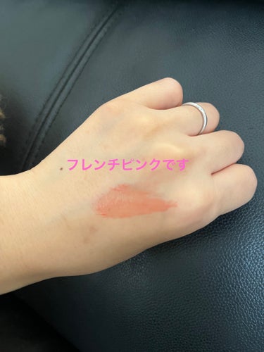 【使った商品】✨ニベア リッチケア＆カラーリップ✨
　　　　　　　　　　　〜フレンチピンク〜

【商品の特徴】💄リッチなうるおいに、透明感のある
　　　　　　　艶やかな発色。
　　　　　　　💄ケアしながら、色づき、艶めく、
　　　　　　　ふっくらした唇にみせる。

【使用感】マスクをとる機会が増え、保湿しながら
　　　　色がついてるリップが欲しいと思い購入し
　　　　ました。

　　　　大きさも細身でちょうどよく、さっと塗る事が
　　　　出来ます♫  保湿できて唇がうるおいます。
　　　　いろんな色があるので自分の好きな色、合った
　　　　色を選ぶ事ができます❣️

　　　　の画像 その2