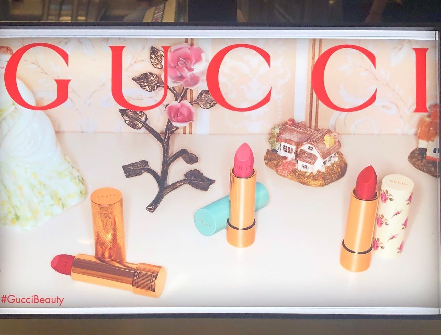 グッチ ルージュ ア レーヴル サタン/GUCCI beauty/口紅を使ったクチコミ(3枚目)