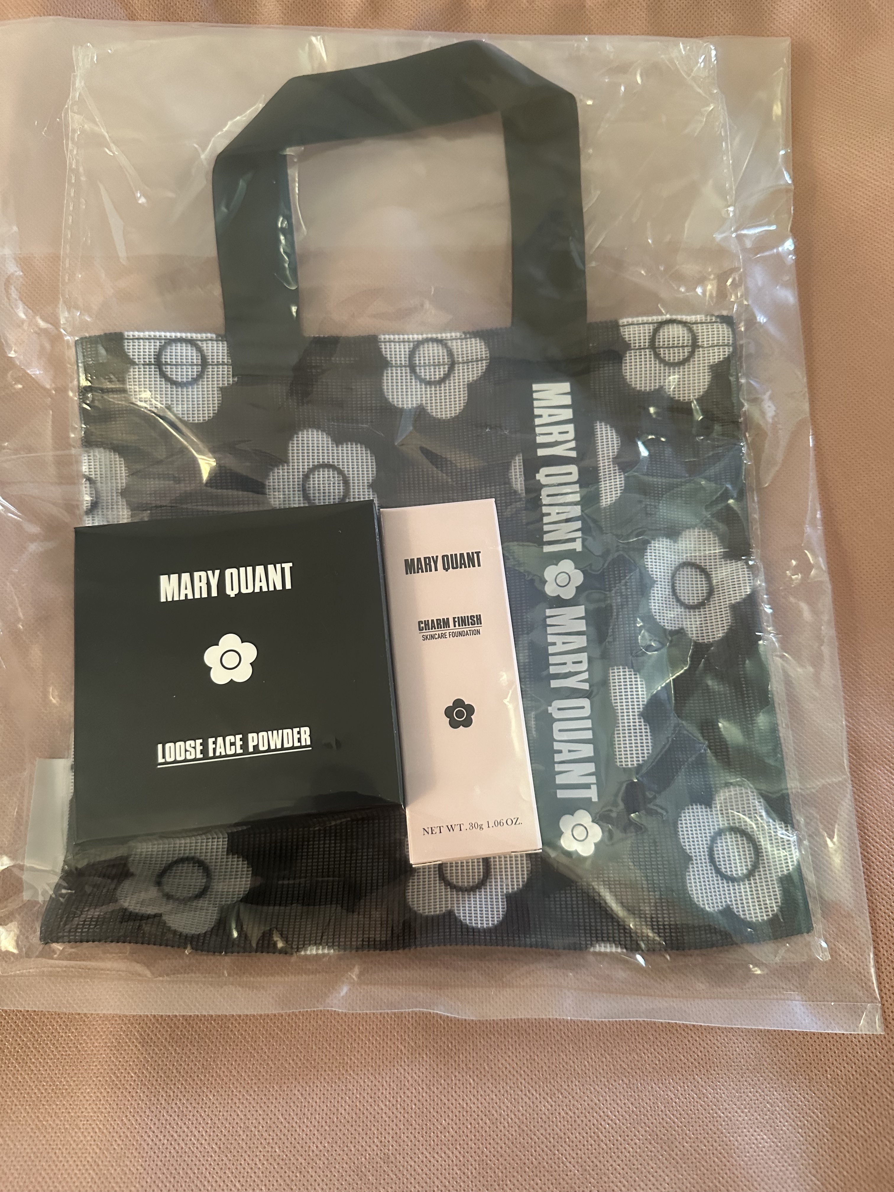 チャーム フィニッシュ /MARY QUANT/クリーム・エマルジョンファンデーションを使ったクチコミ（1枚目）