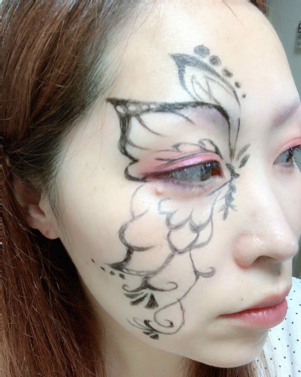 がみちゃん on LIPS 「#アートメイク#蝶メイク#お遊び#今日のメイク今日は暇だったの..」(3枚目)