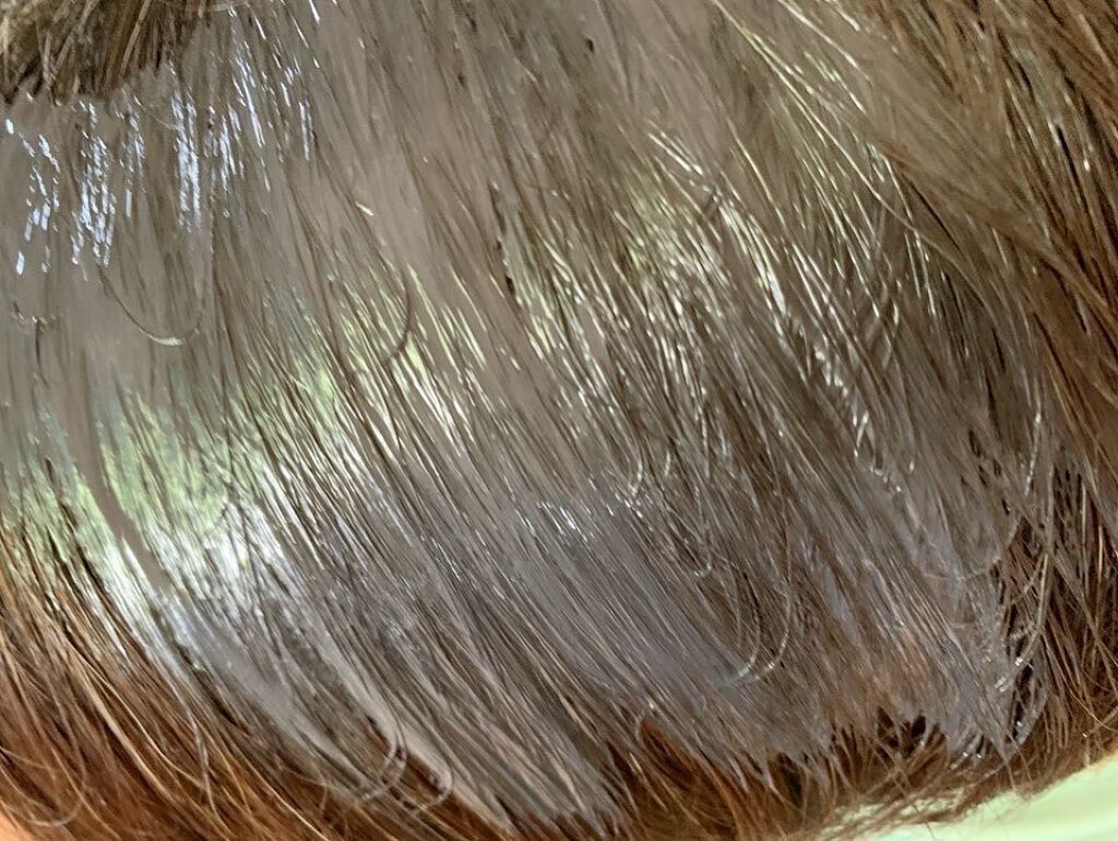 クロヴィア カラートリートメント ブラック/ルルシア/洗い流すヘアトリートメントを使ったクチコミ（3枚目）