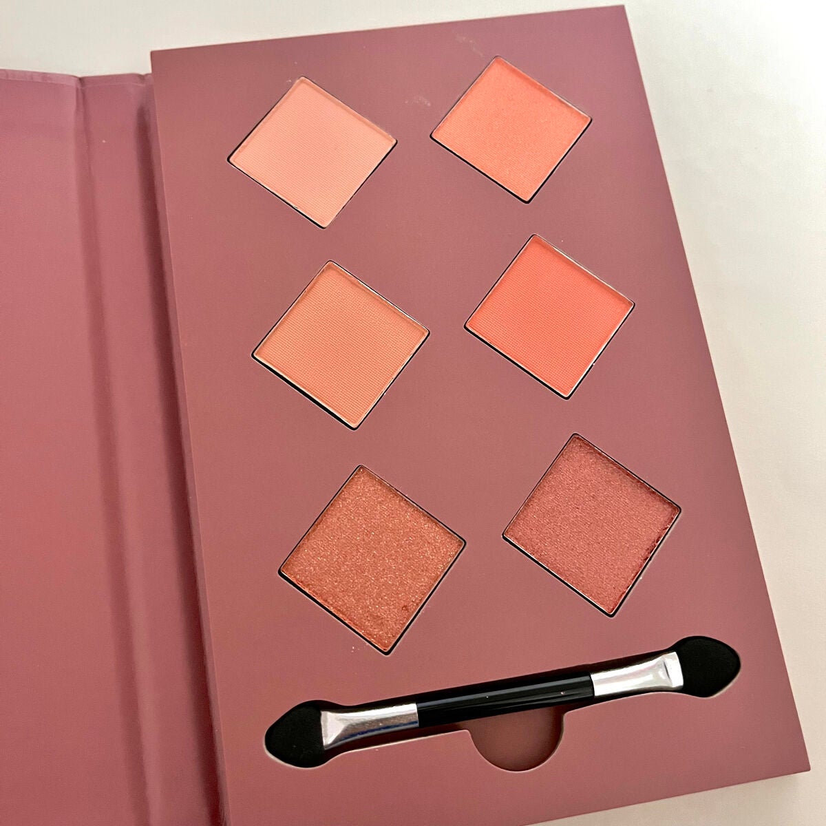 アリエル アイシャドウパレット ブック型/ディズニーストア/アイシャドウパレットを使ったクチコミ(3枚目)