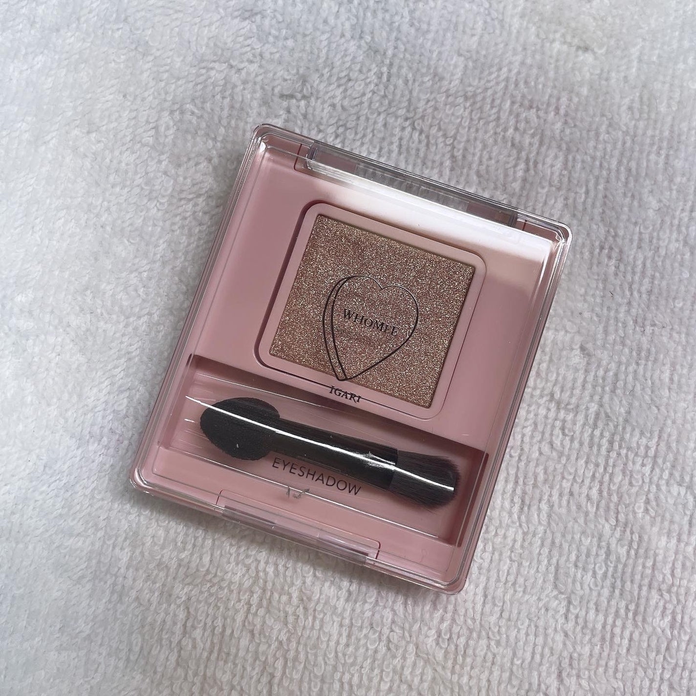 フーミー シングルラメシャドウ/WHOMEE/単色アイシャドウを使ったクチコミ(2枚目)