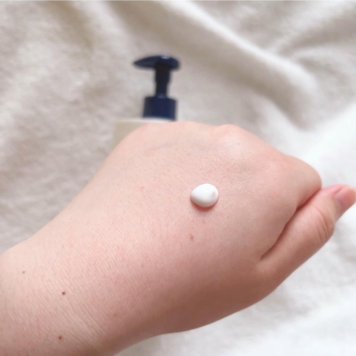 ディープリーエンリッチド ボディローション フォレストレモンの香り/ヴァセリン/ボディローションを使ったクチコミ(4枚目)