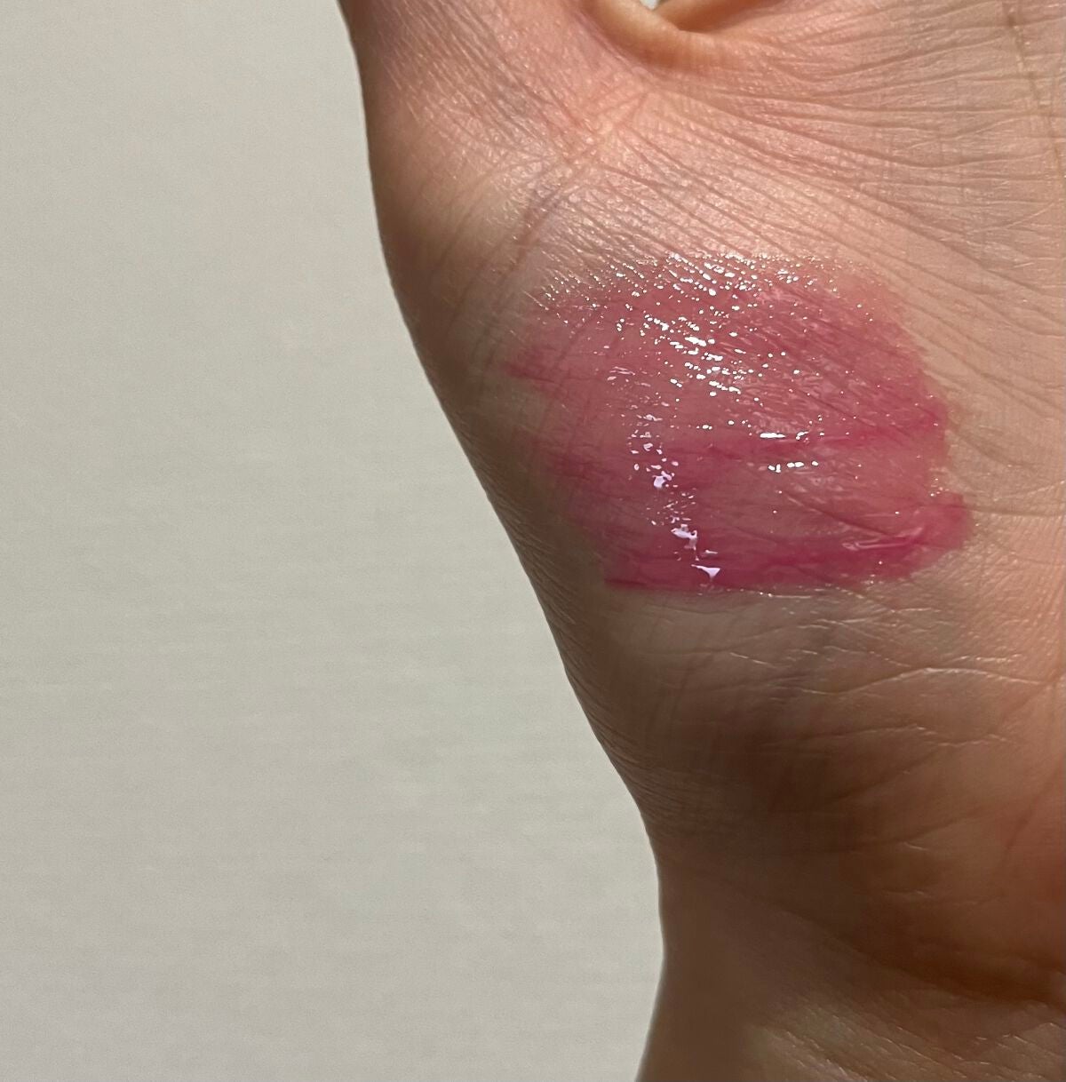 エレガンス ブリリアント ルージュ ビジュー/Elégance/リップグロスを使ったクチコミ(2枚目)