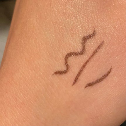 ニュアンスリキッドアイライナー/CEZANNE/リキッドアイライナーを使ったクチコミ(2枚目)