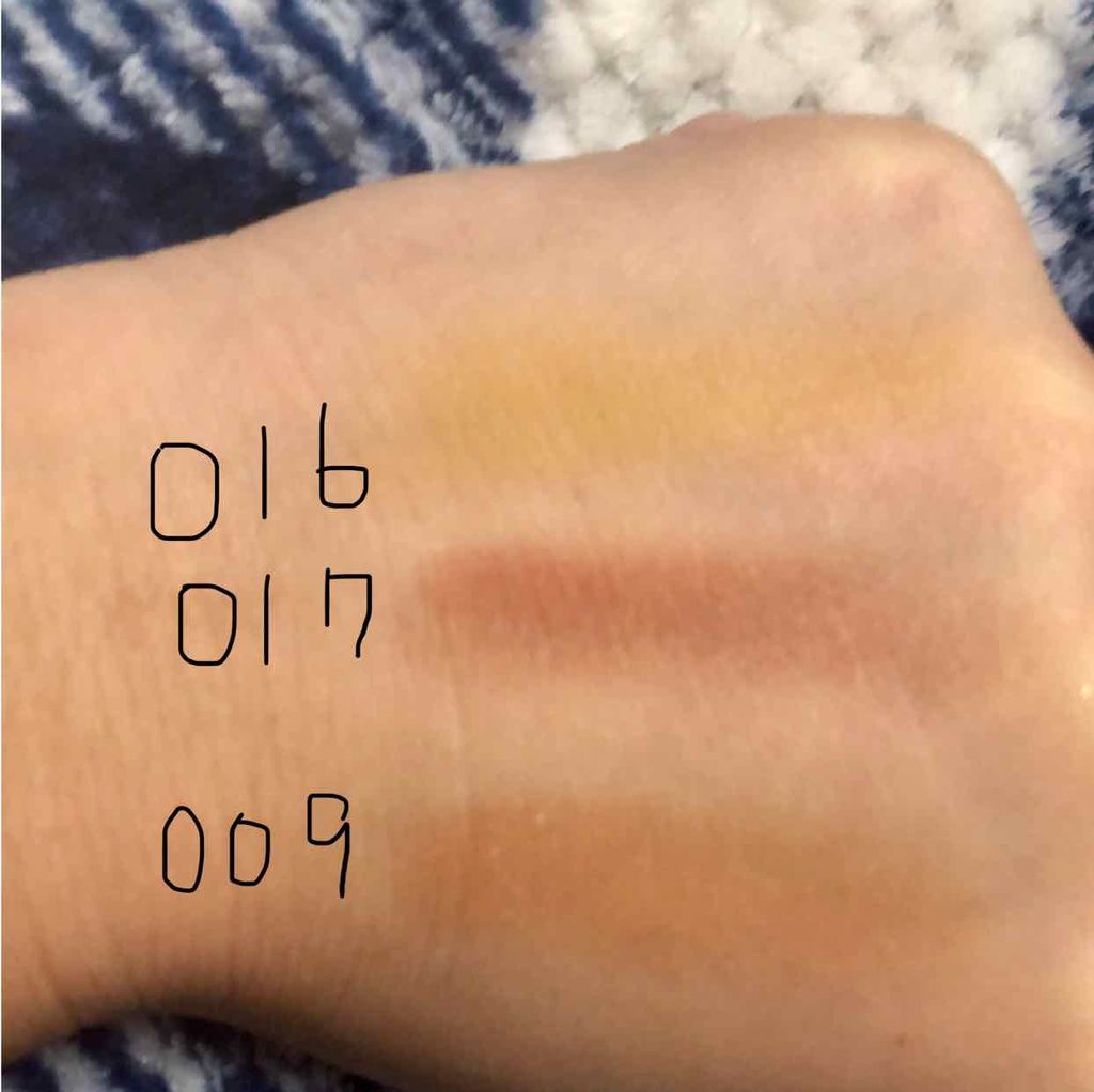 プリズム パウダーアイカラー/リンメル ロンドン/単色アイシャドウを使ったクチコミ(3枚目)