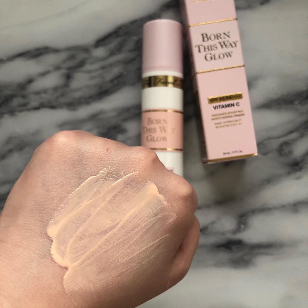 ボーン ディス ウェイ グロウ モイスチュアライジング メイクアップ プライマー/Too Faced/化粧下地を使ったクチコミ(3枚目)