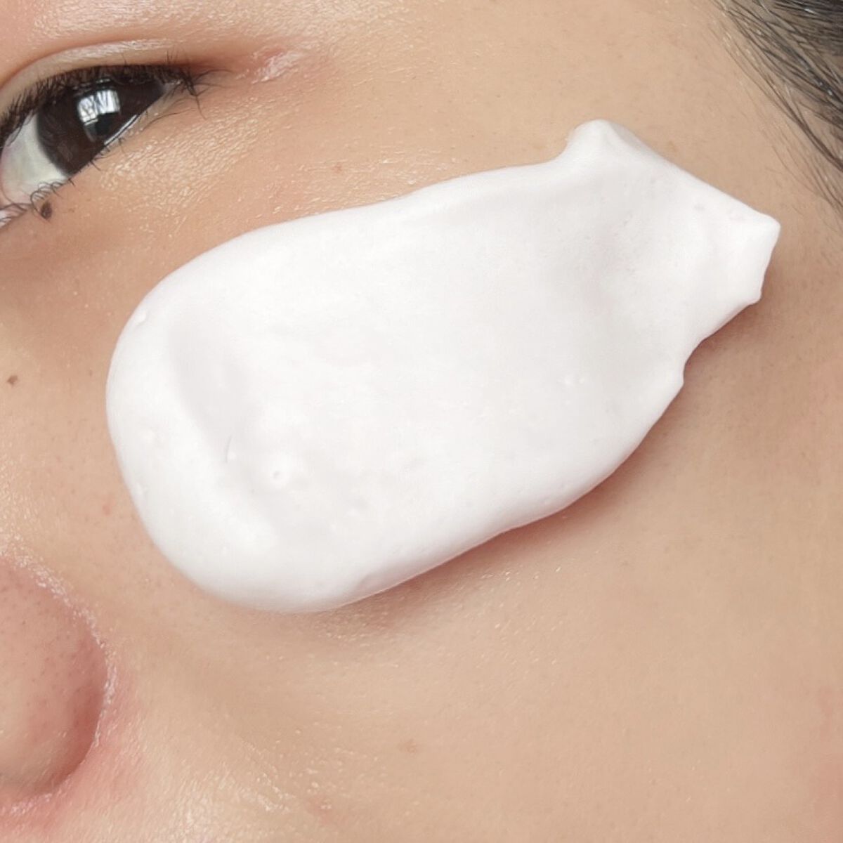 コラーゲンバブルセラム/MEDICUBE/美容液を使ったクチコミ（3枚目）