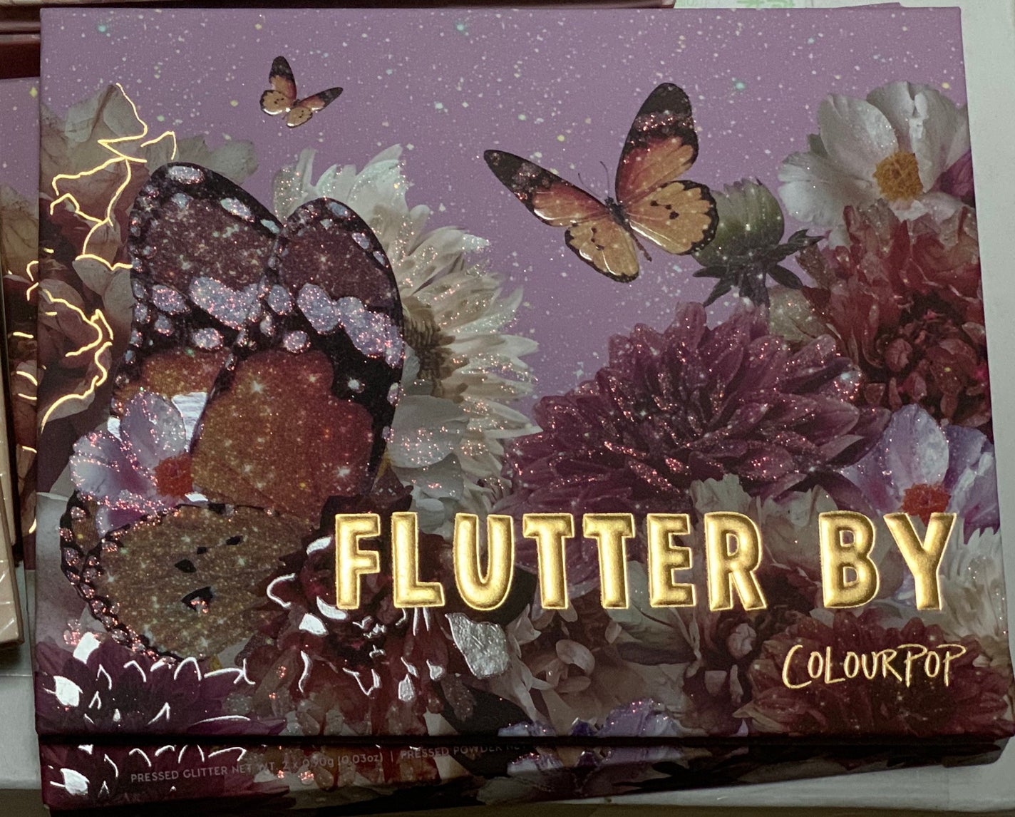 FLUTTER BY/ColourPop/アイシャドウパレットを使ったクチコミ(2枚目)