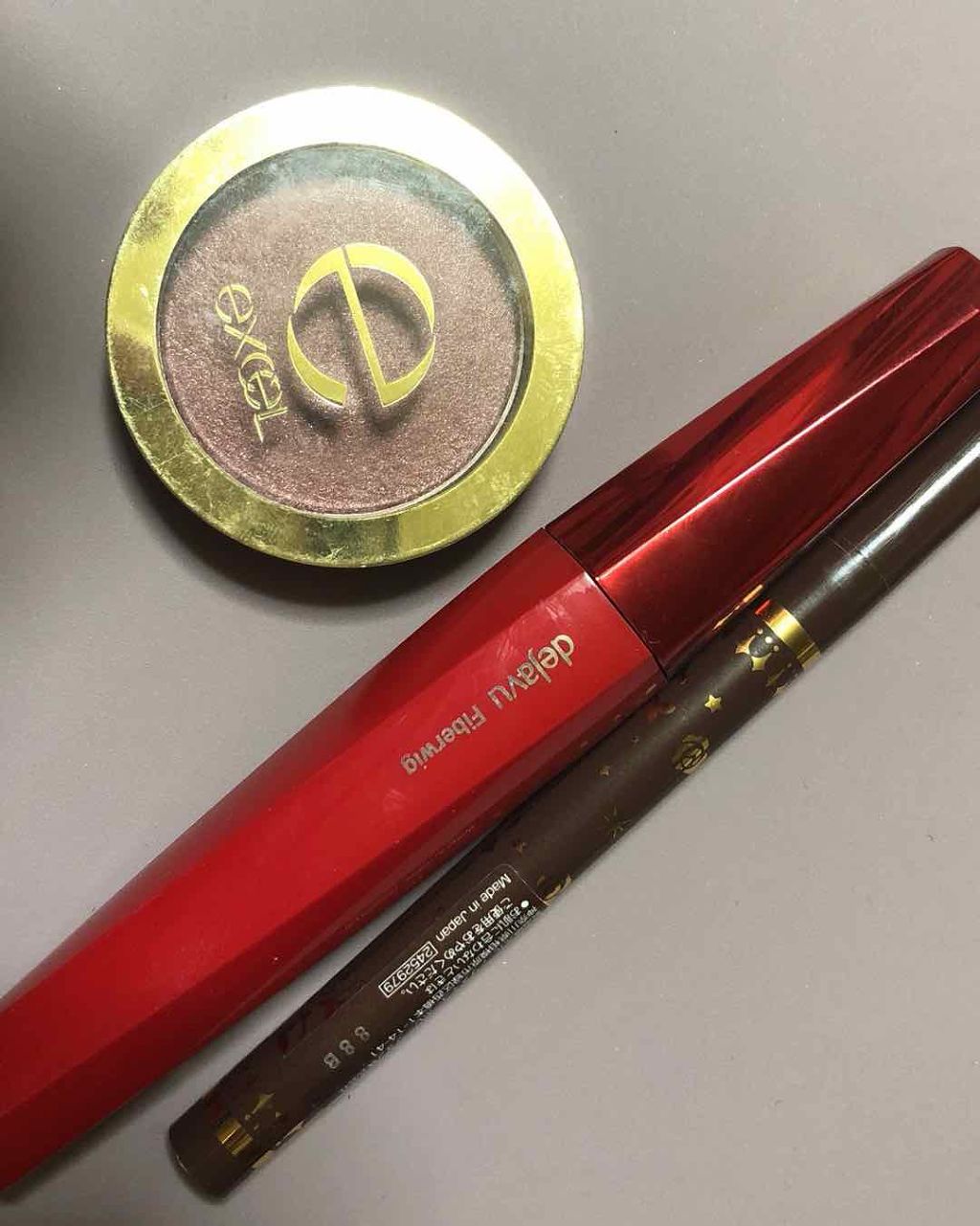 ディープシャドウ/excel/単色アイシャドウを使ったクチコミ（1枚目）