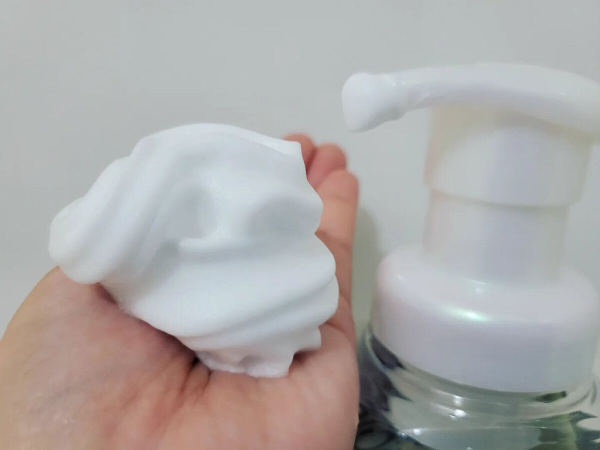 ザ ボディ 泡タイプ ピュアリーサボンの香り/ビオレu/ボディソープを使ったクチコミ（3枚目）