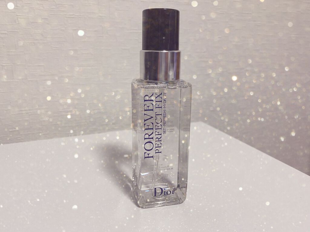 ❥❥Dior ディオールスキンフォーエヴァーメイクアップフィックスミスト
フォーエバーシリーズのフィックスミストです💗これからの季節マスクで蒸れるし暑くて汗かくし絶対化粧崩れるので必需品のフィックスミスト！！めちゃくちゃ細かいミストでしっ