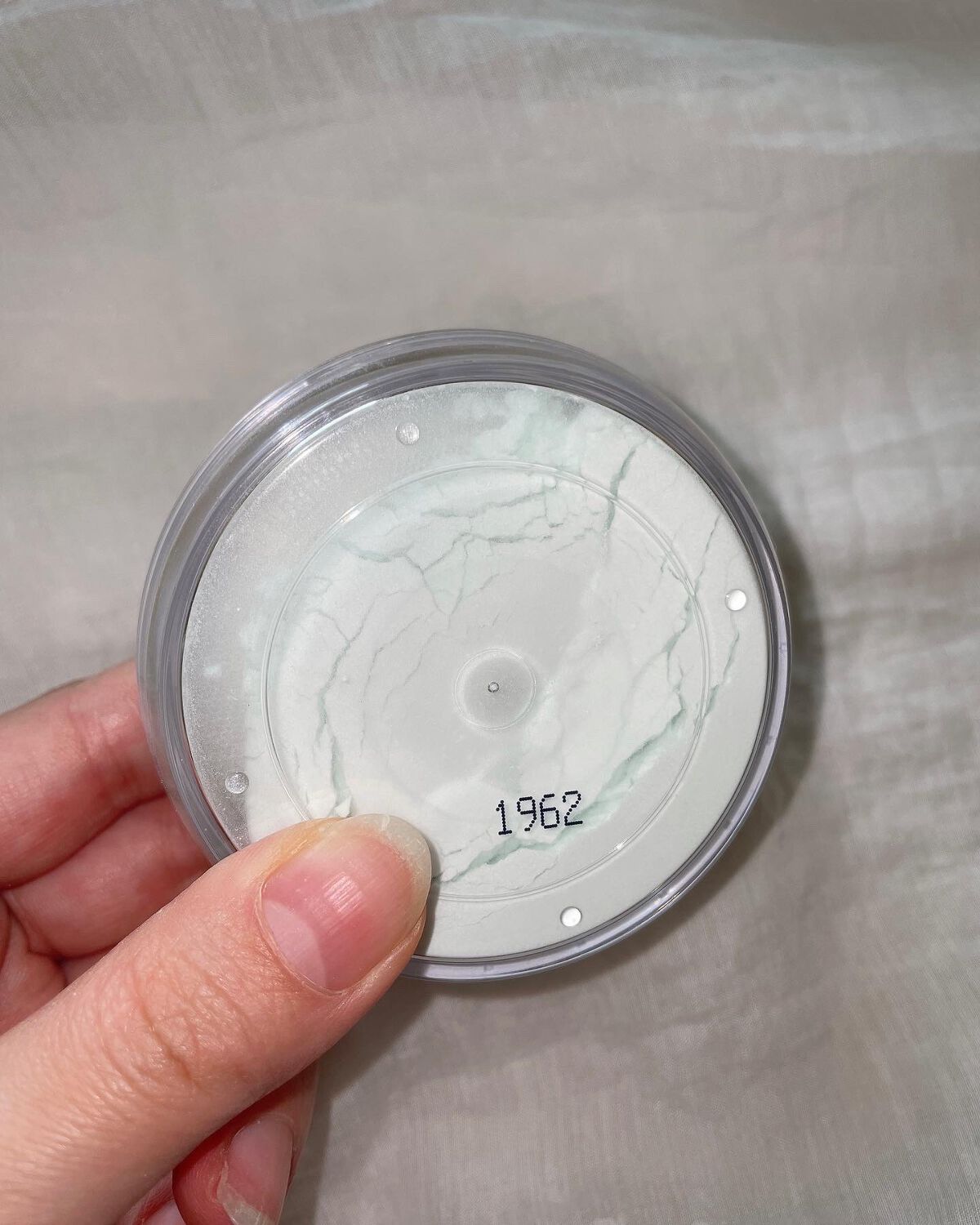 ポアレスフィクサー/プリマヴィスタ/ルースパウダーを使ったクチコミ(8枚目)