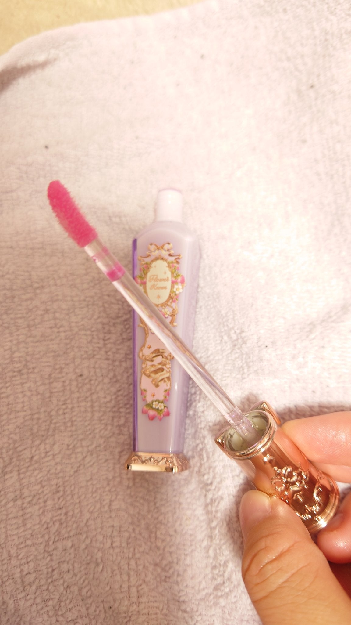 ストロベリーロココシリーズ グロウリップグロス/FlowerKnows/リップグロスを使ったクチコミ(2枚目)