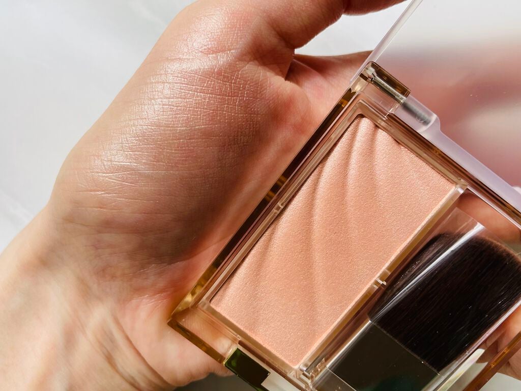 ドレープド シマーグロウ/excel/パウダーハイライトを使ったクチコミ(4枚目)