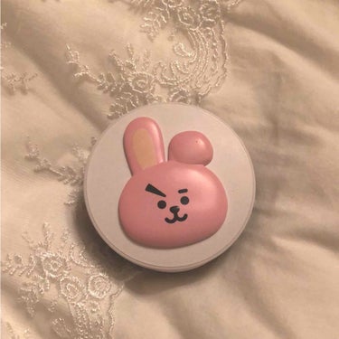 BT21×VT Cosmetic リアルウェア ウォーター クッション/VT/クッションファンデーションを使ったクチコミ（1枚目）