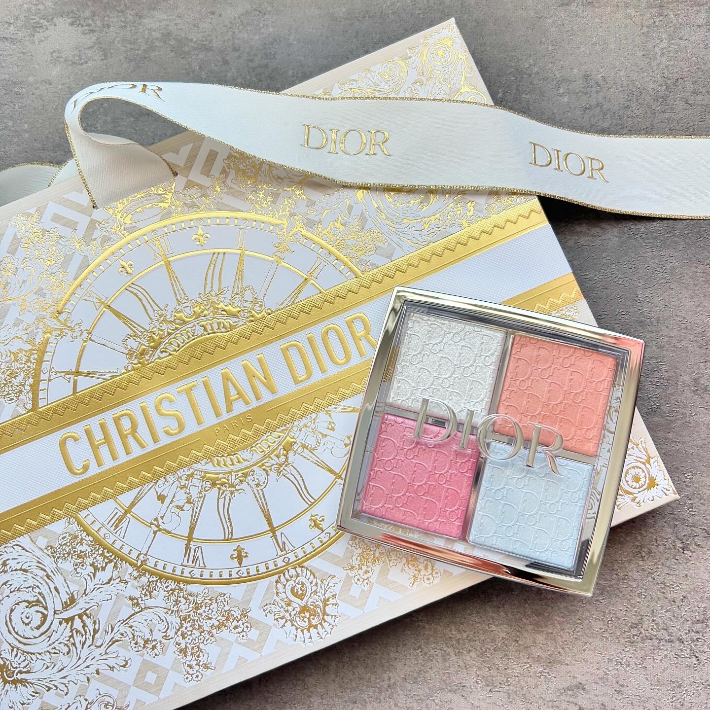 ディオール バックステージ フェイス グロウ パレット/Dior/ハイライトを使ったクチコミ（1枚目）