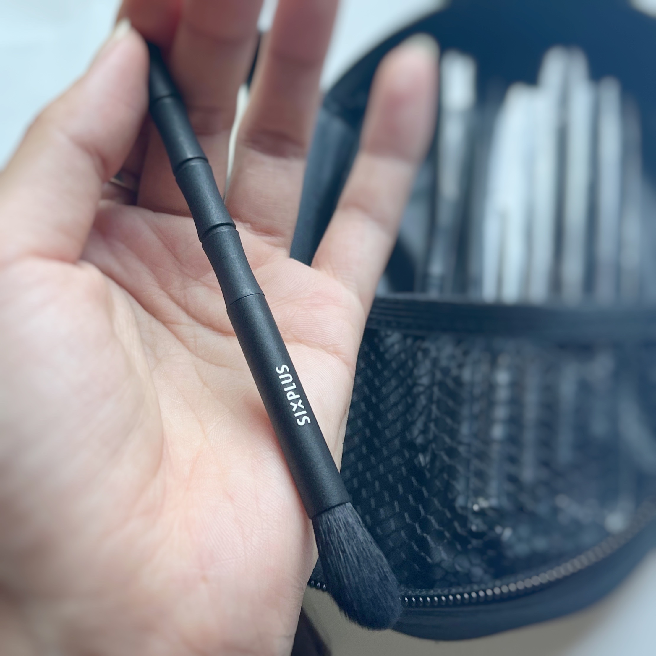 黒竹メイクブラシ9本セット-禅/SIXPLUS/メイクブラシを使ったクチコミ（3枚目）