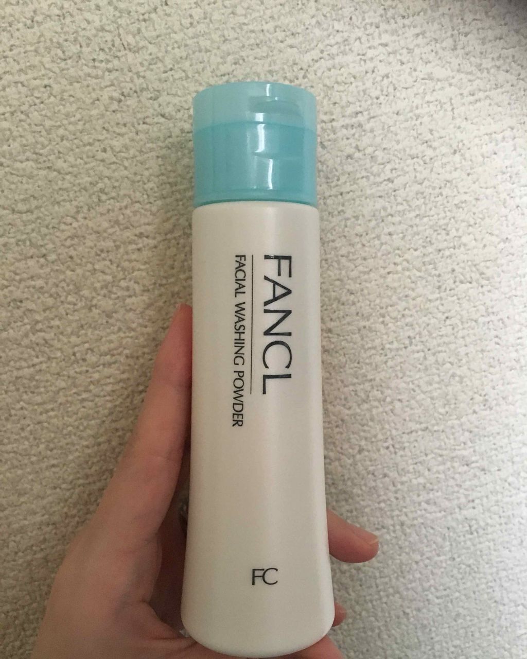 ファンケル 洗顔パウダーのクチコミ「
FANCLのパウダー洗顔です！
こちらはパウダーですが酵素などは
入っていないので刺激に弱い.....」（2枚目）