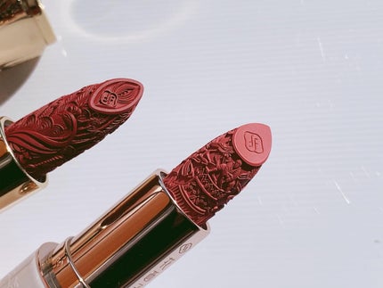 百花陶磁 彫刻リップ/花西子/口紅を使ったクチコミ(5枚目)