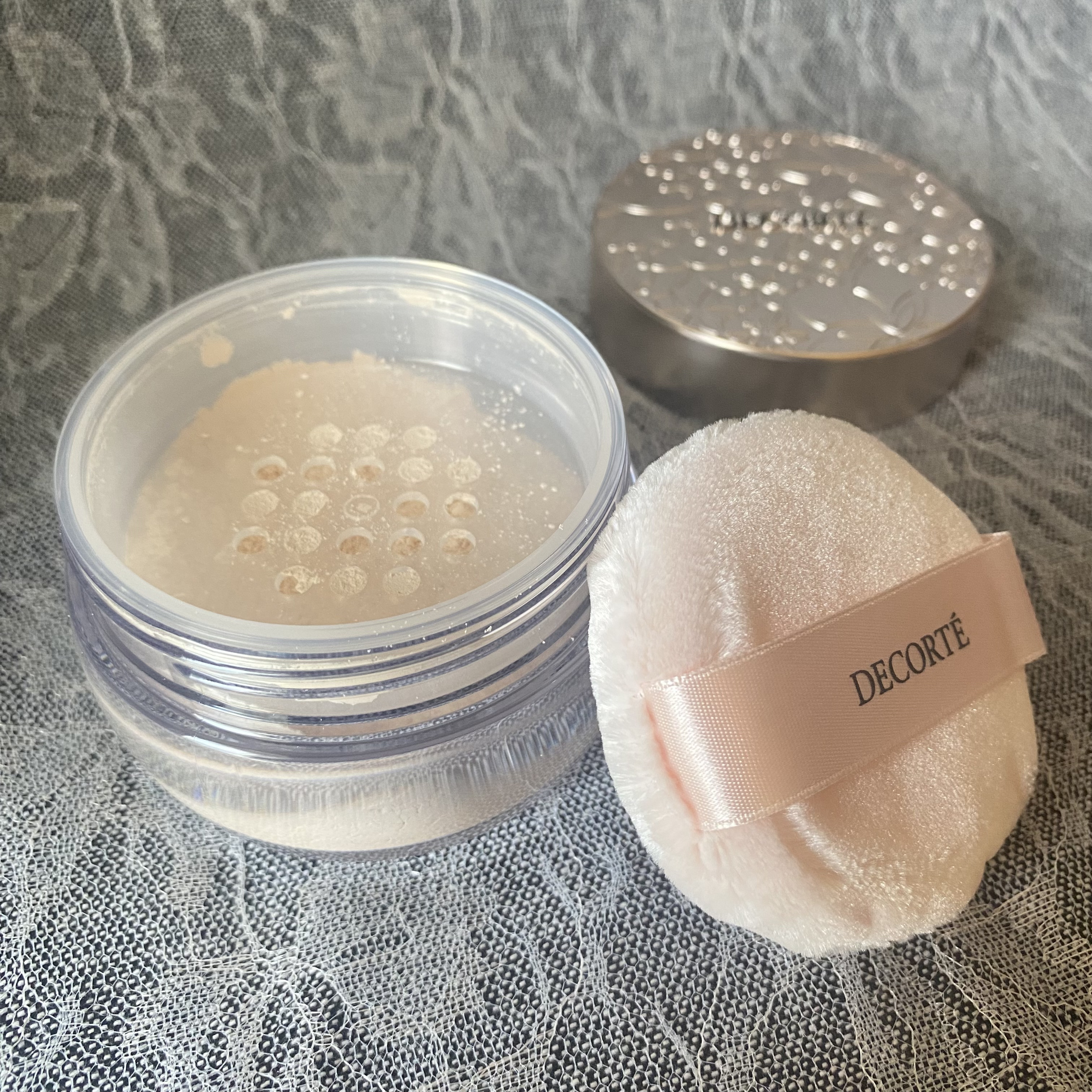 フェイスパウダー 10 misty beige/DECORTÉ/ルースパウダーを使ったクチコミ（3枚目）