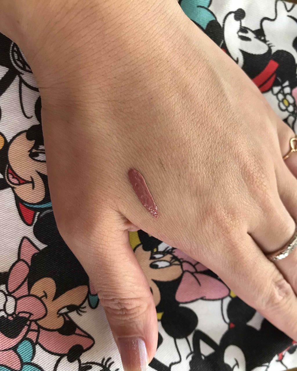 キス プランピング リップ クリーム 525 ベアリー ブラッシュ/REVLON/リップクリームを使ったクチコミ（2枚目）