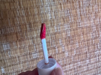 アンドバイロムアンド グラッシーボムティント HL02 CORAL SNOW/&nd by rom&nd/リップティントを使ったクチコミ(3枚目)