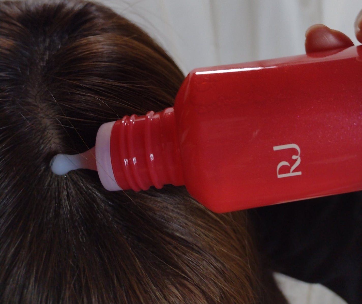 薬用 RJ地肌ケア エッセンス /アピセラピーコスメティクス/頭皮ローションを使ったクチコミ(4枚目)