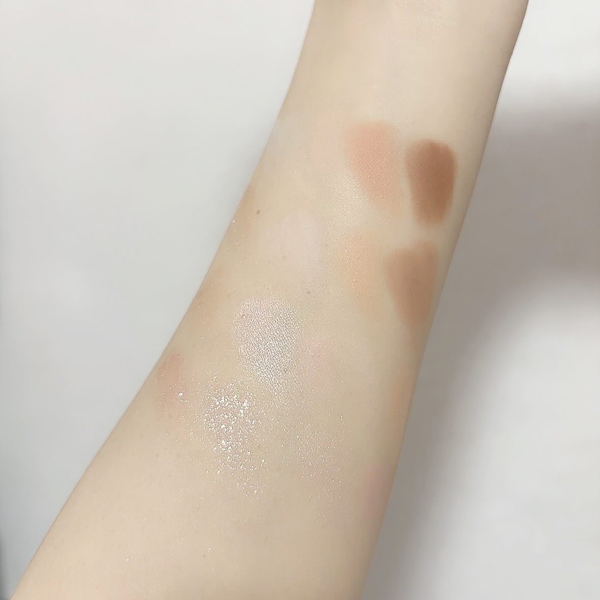 ソフトブラーリングアイパレット/wakemake/アイシャドウパレットを使ったクチコミ(5枚目)