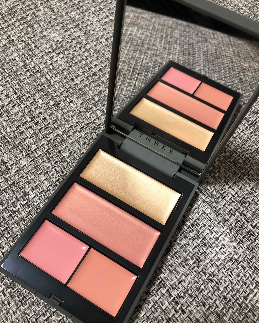 THREE オータムグローフリーダム パレット 試してみた】THREE オータムグロウフリーダムパレットの人気色