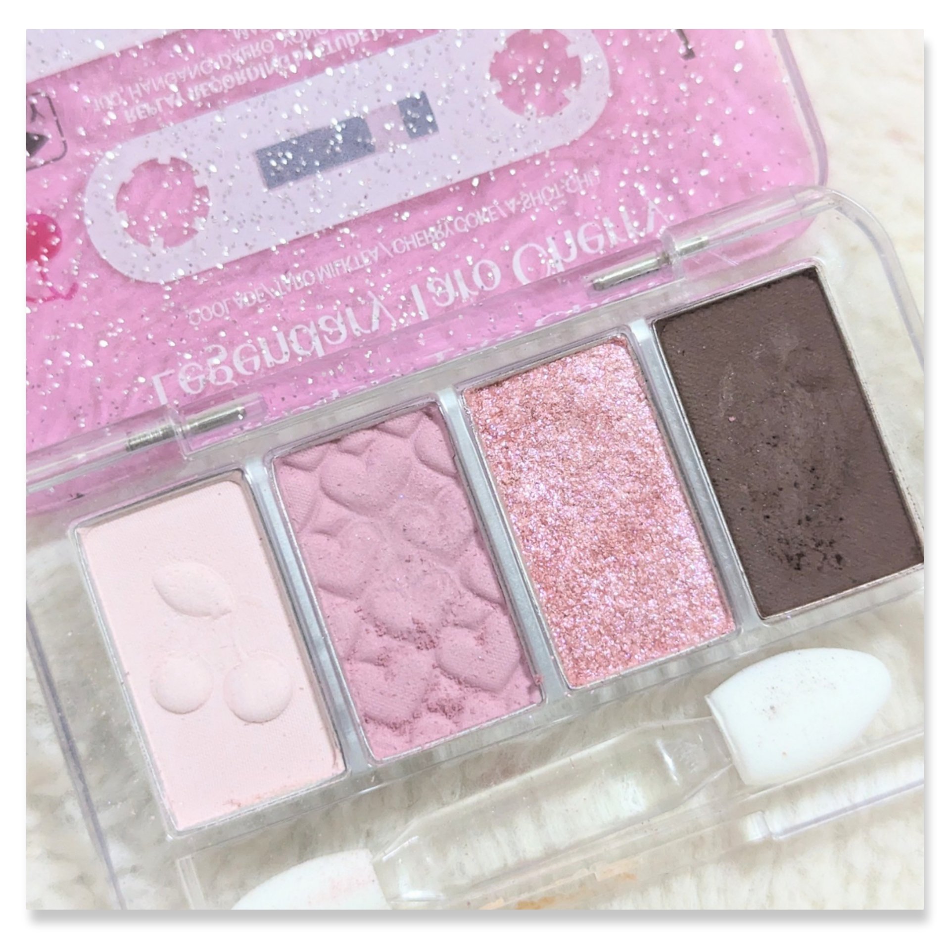 プレイカラーアイズミニ　リプレイコレクション レジェンダリーチェリー/ETUDE/アイシャドウパレットを使ったクチコミ（3枚目）