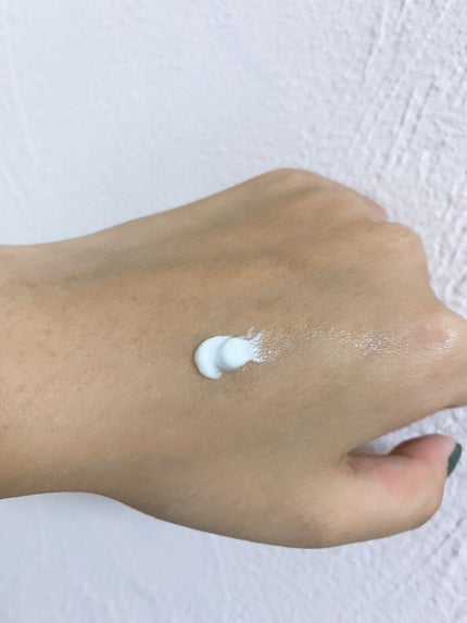 薬用ホワイトニング ハンドクリーム(もぎたてピーチ)/コエンリッチQ10/ハンドクリームを使ったクチコミ(2枚目)