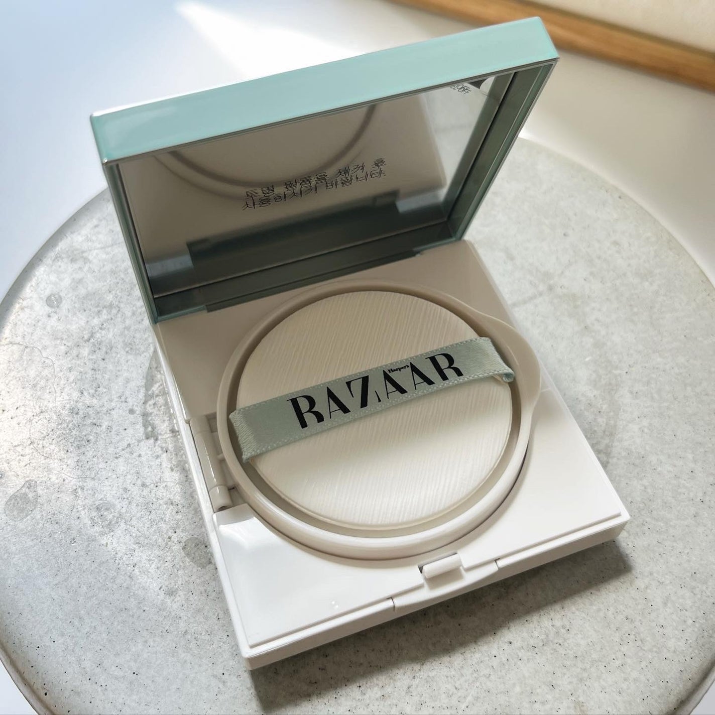 スキン フィット ルミナス サン クッション/Harper's BAZAAR Cosmetics/クッションファンデーションを使ったクチコミ(3枚目)