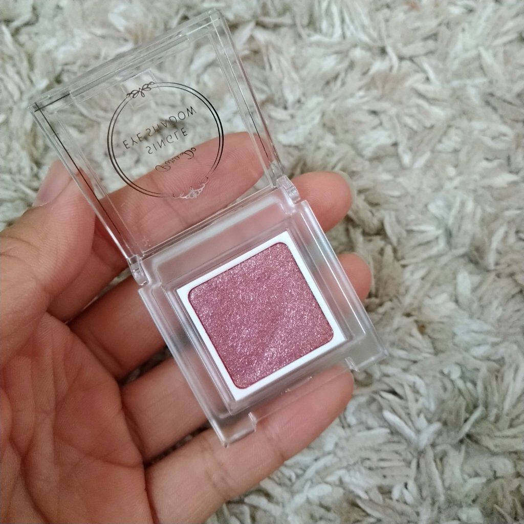 パラドゥ シングルアイシャドウ	 RD01 レッド/パラドゥ/単色アイシャドウを使ったクチコミ（2枚目）