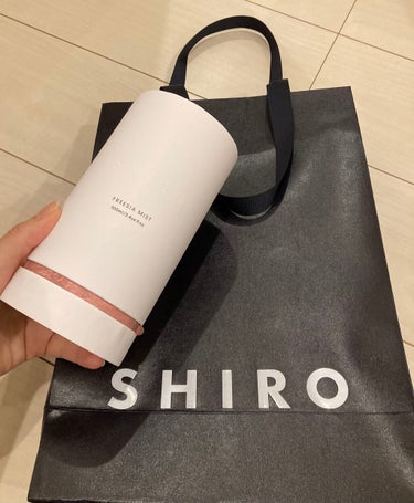 SHIRO シロ パフューム FREESIA MISTのクチコミ「自分の匂いがほしくて長いこと香水を探してました。
シロ パフューム FREESIA MISTを.....」（1枚目）